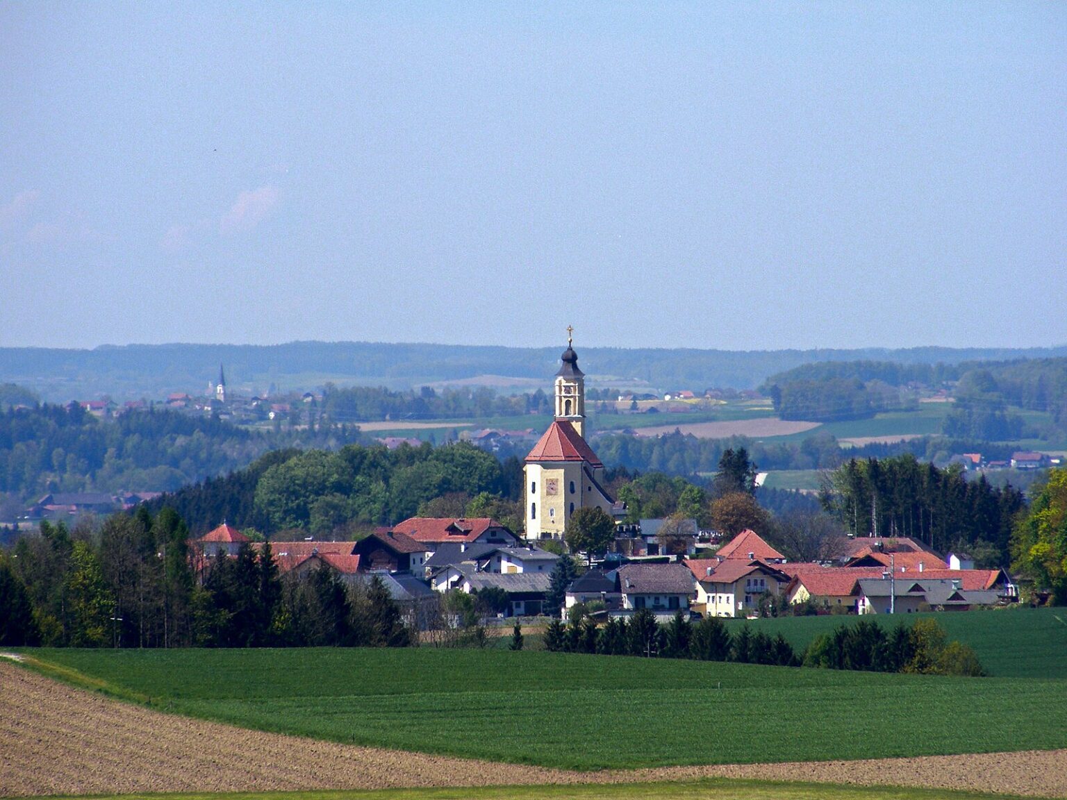 Moosdorf – Ansicht“, © Johann Jaritz, CC BY-SA 4.0